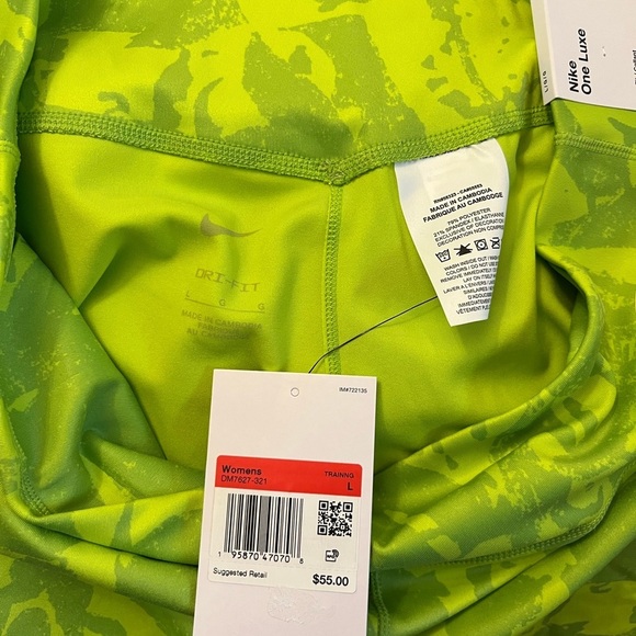 NWT Nike one luxe icon clash bike shorts green printed mid rise large - Picture 8 of 9